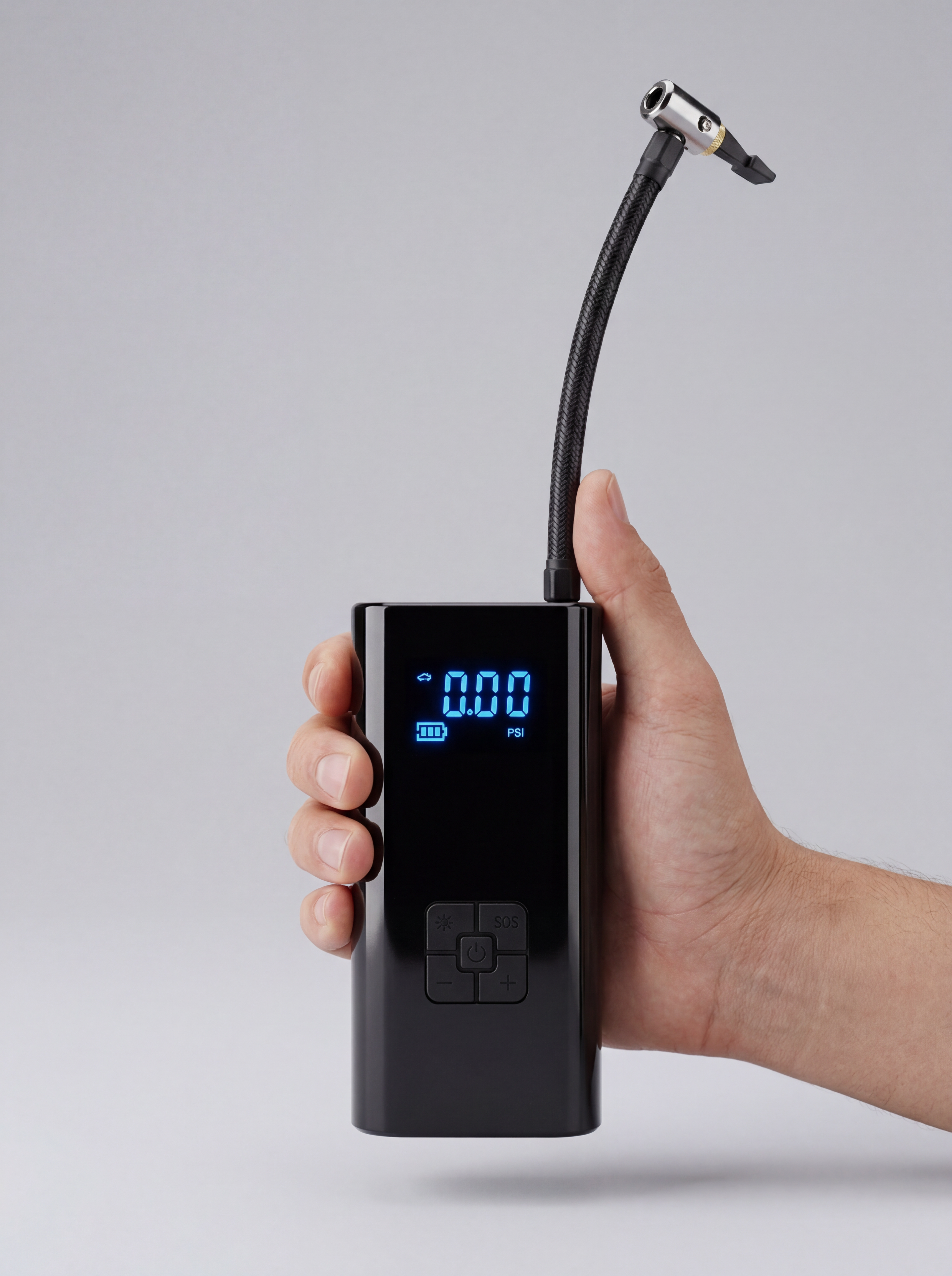 AeroFlow X1 w dłoni — rozmiar